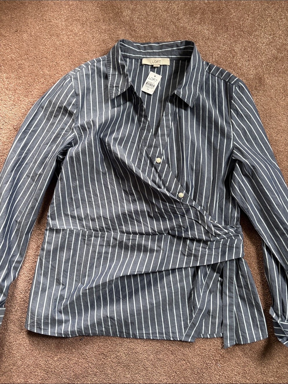 Loft Stripe Shirred blouse top poplin shirt size 14 NWT - Picture 3 of 4